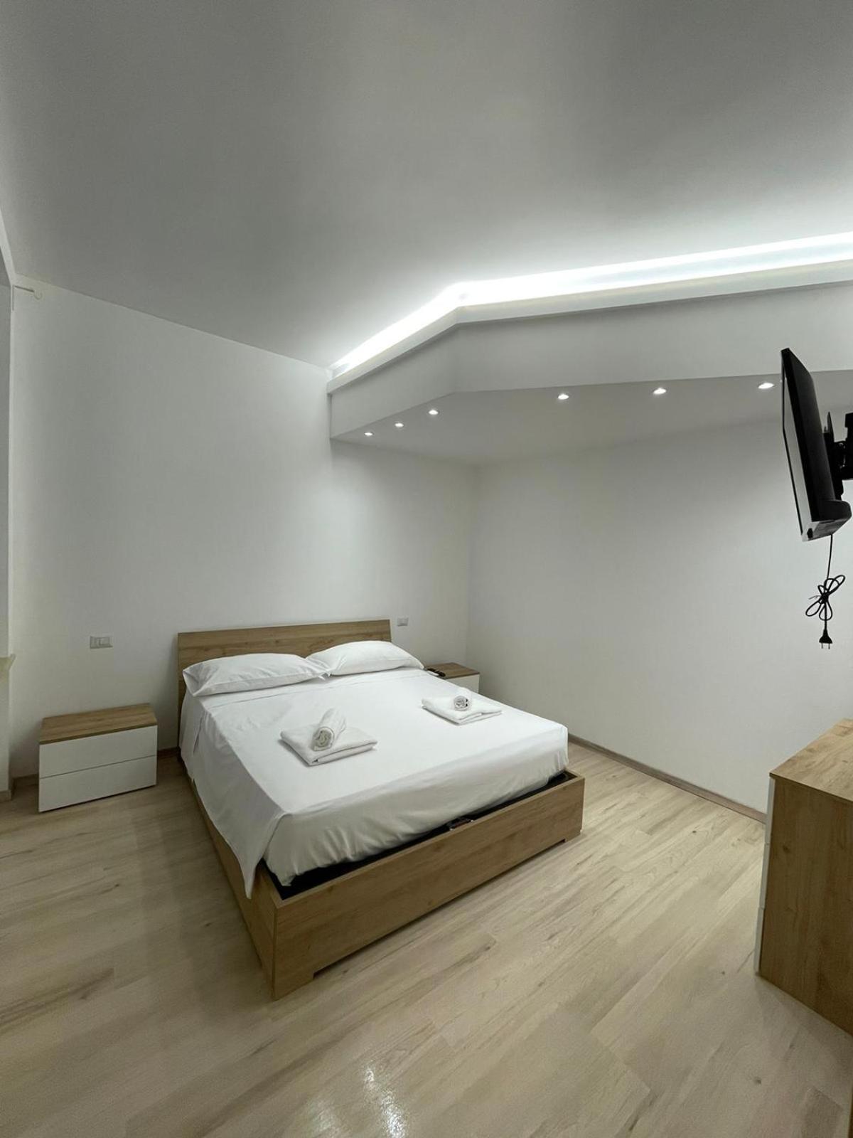 Villa Milano Apt N.4 エクステリア 写真